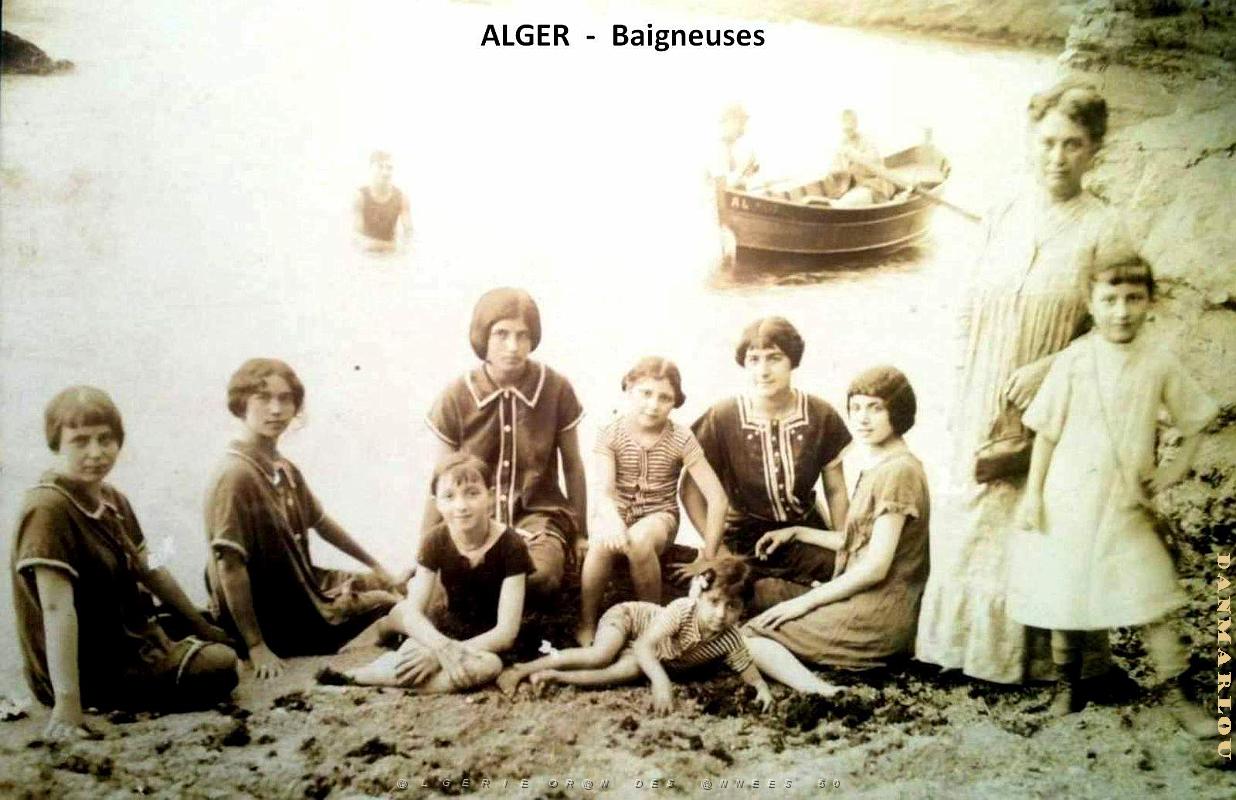 Alger - Baigneuses.jpg